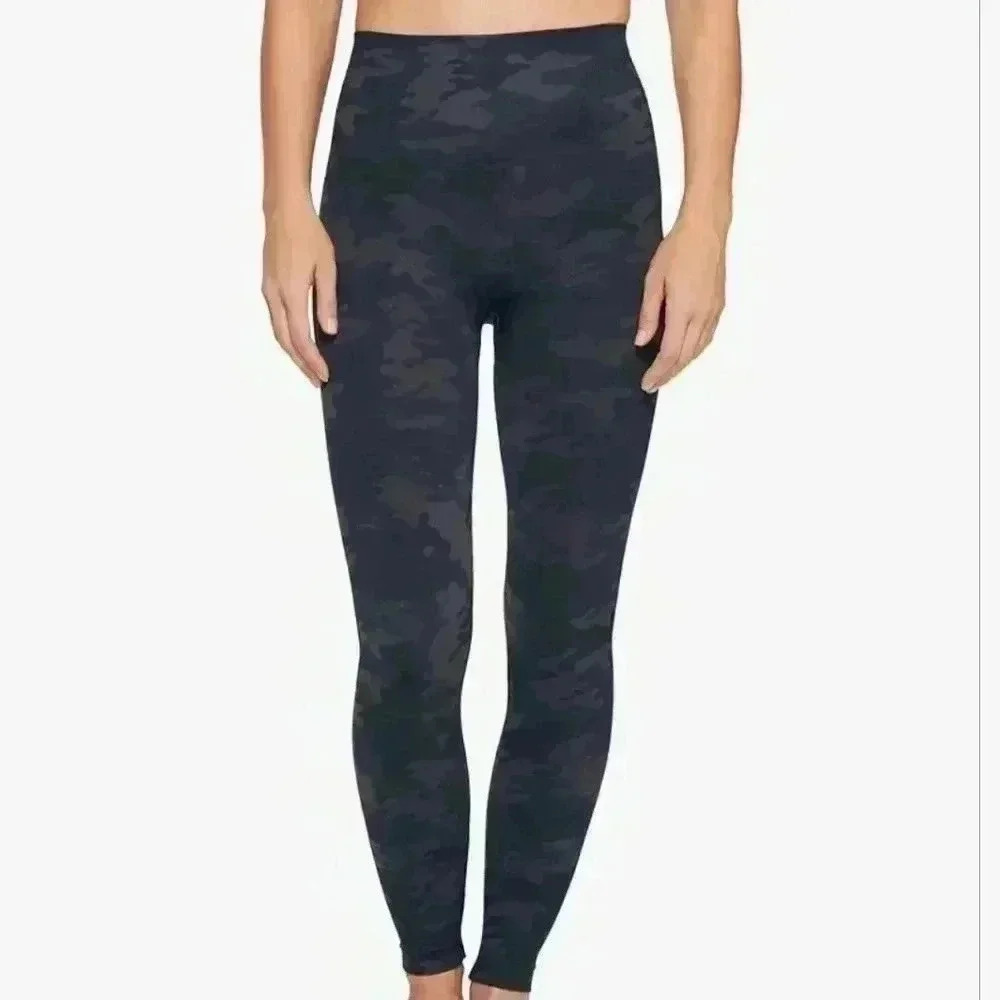 Spanx Look At Me Now Leggings Black Camo